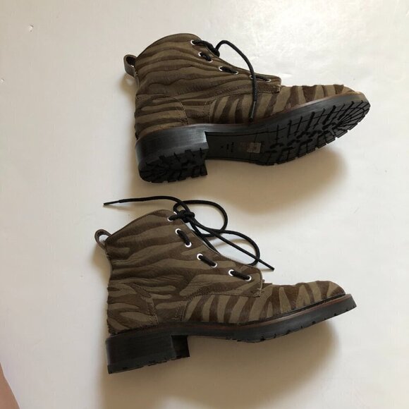 Rag & Bone Cannon Zip-Up Zebra-Stripe Calf Hair Combat Boots size 8 (38) - Picture 4 of 12